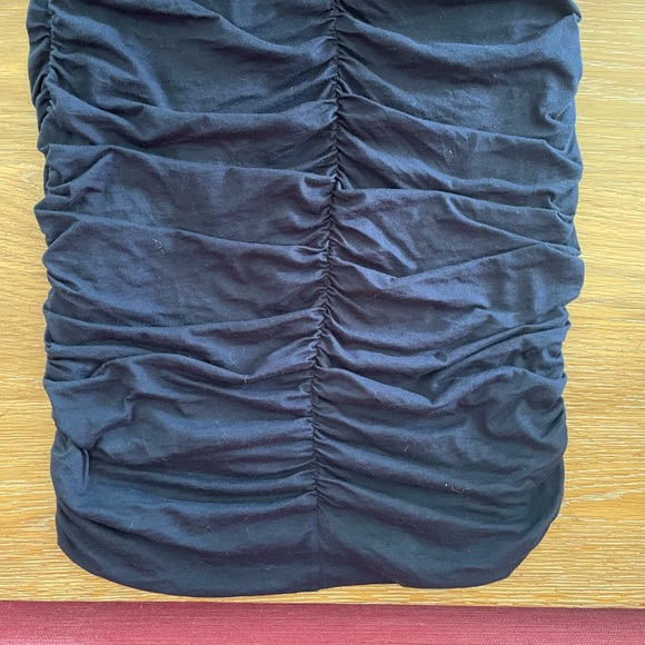 NEW Navy cotton dress with shirred/ruched back & side seams for flattering fit - Picture 5 of 8